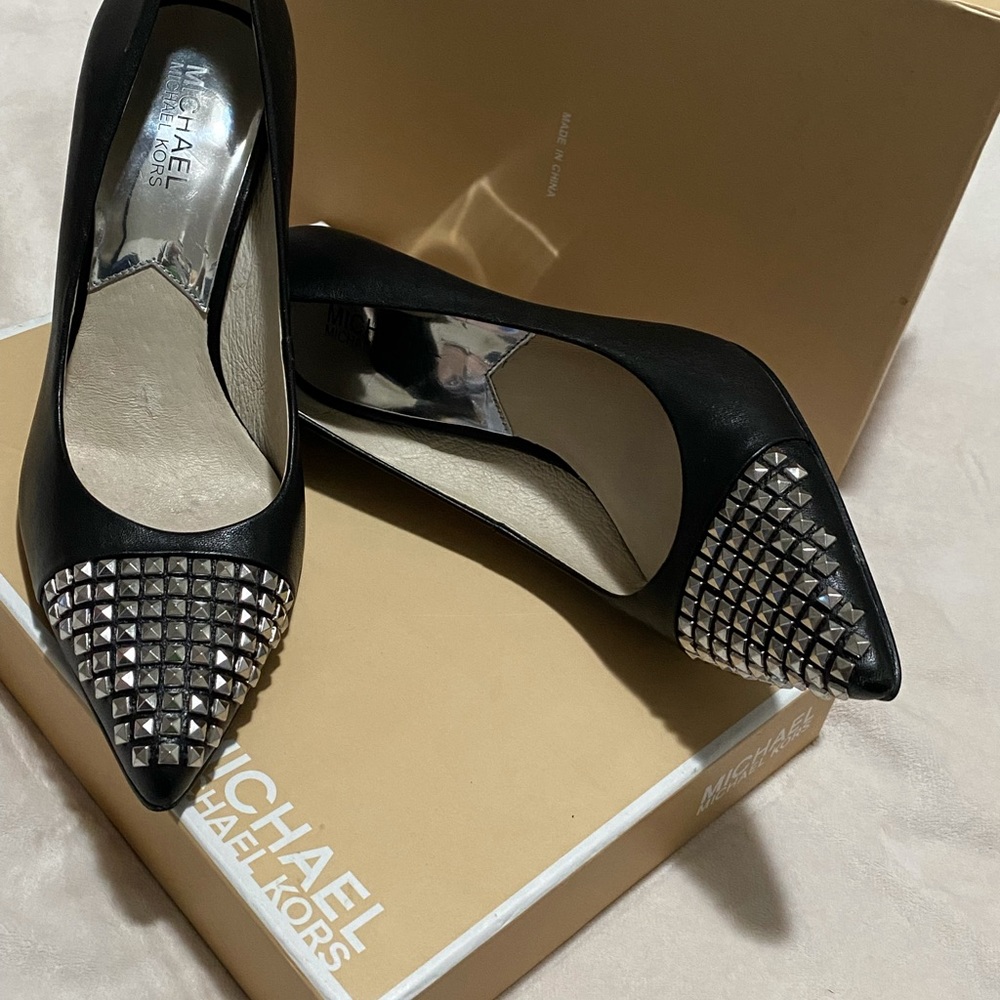 Michael kors black studded heels🖤